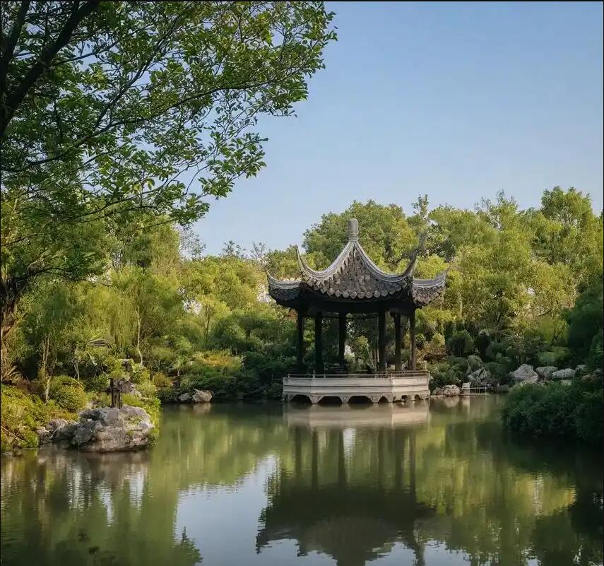 台湾逃离餐饮有限公司